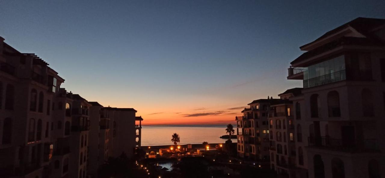 Duquesa 5210 Beach Side Paradise Castillo de Sabinillas Екстериор снимка