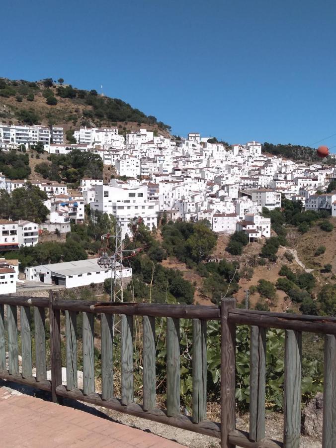 Duquesa 5210 Beach Side Paradise Castillo de Sabinillas Екстериор снимка