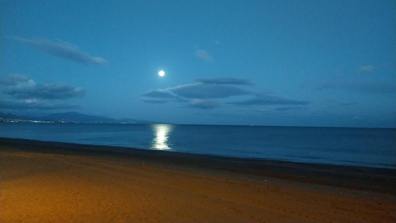 Duquesa 5210 Beach Side Paradise Castillo de Sabinillas Екстериор снимка